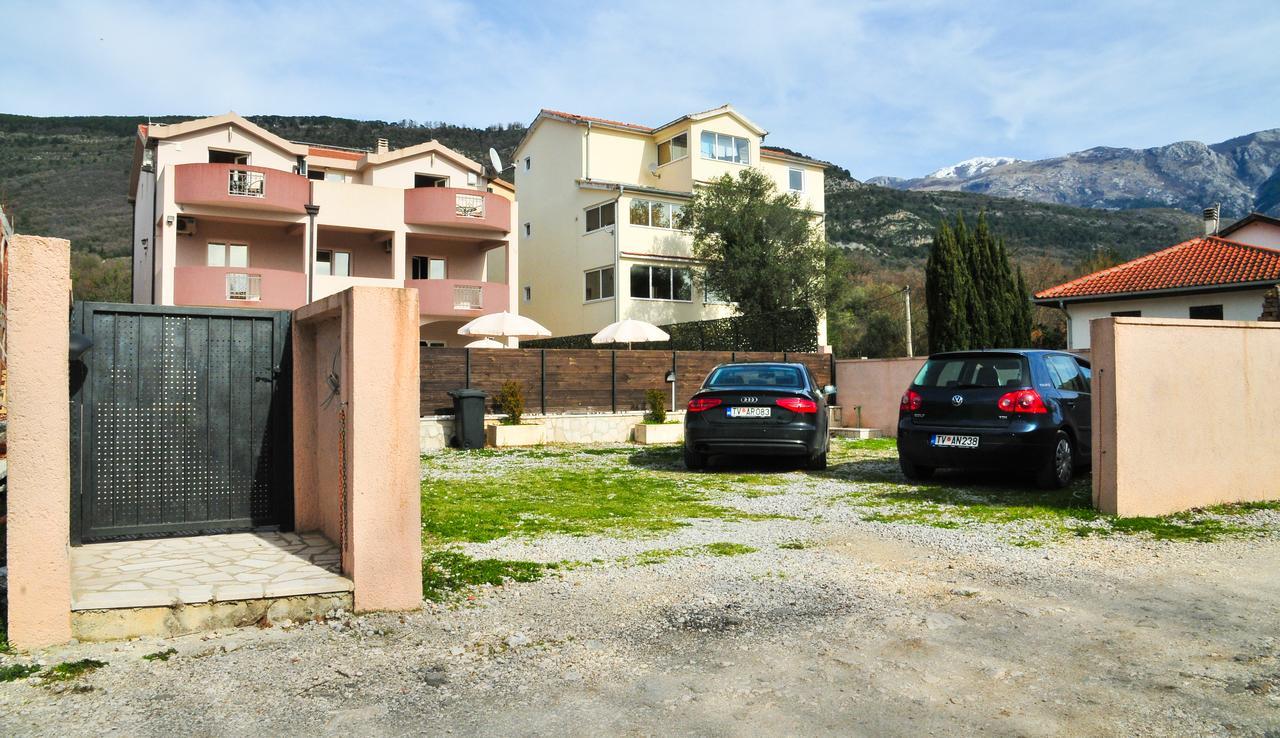 Apartmani Bulajic Тиват Экстерьер фото