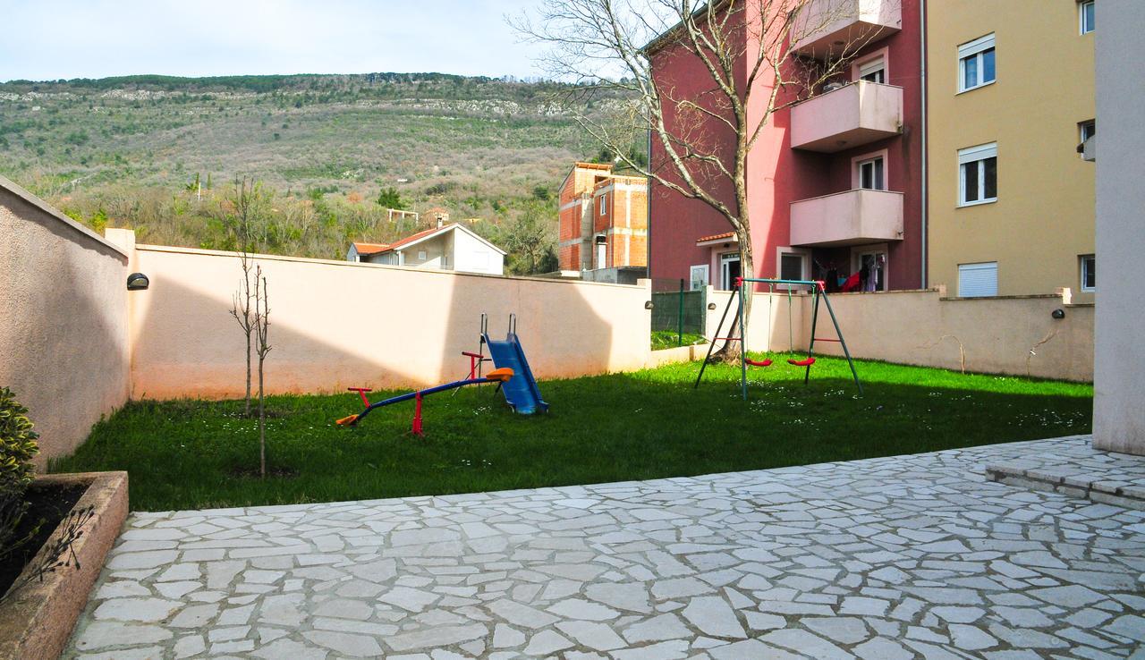 Apartmani Bulajic Тиват Экстерьер фото
