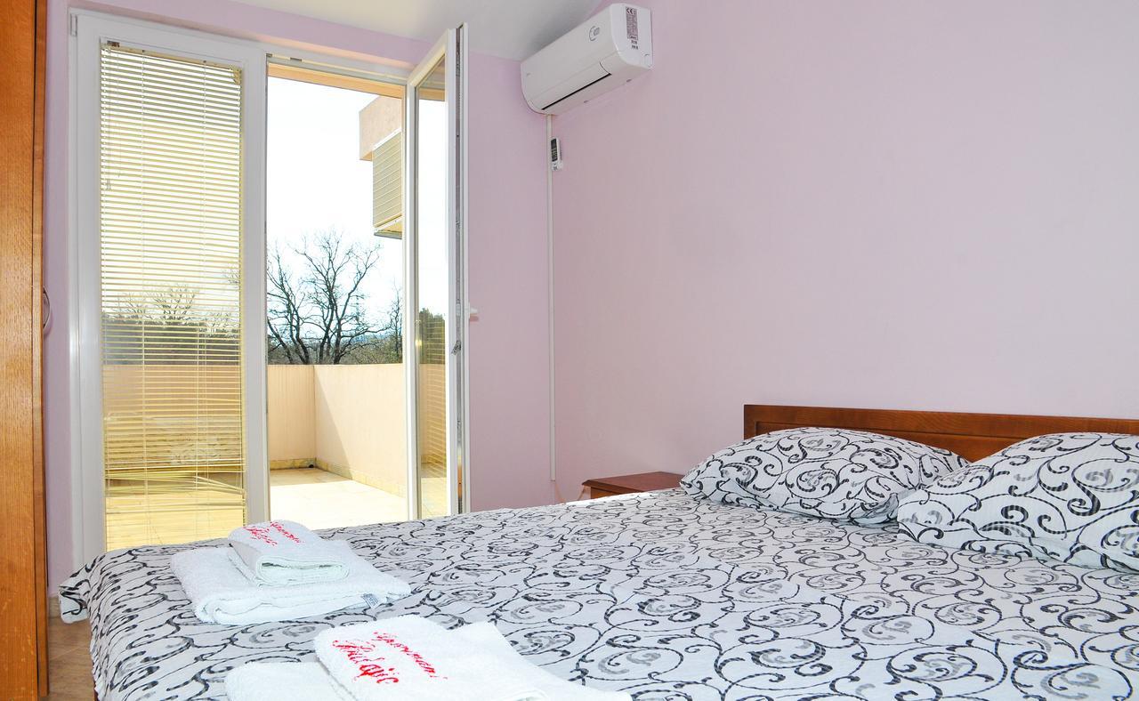 Apartmani Bulajic Тиват Экстерьер фото