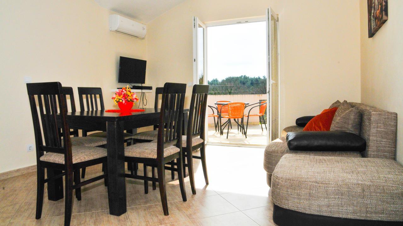 Apartmani Bulajic Тиват Экстерьер фото