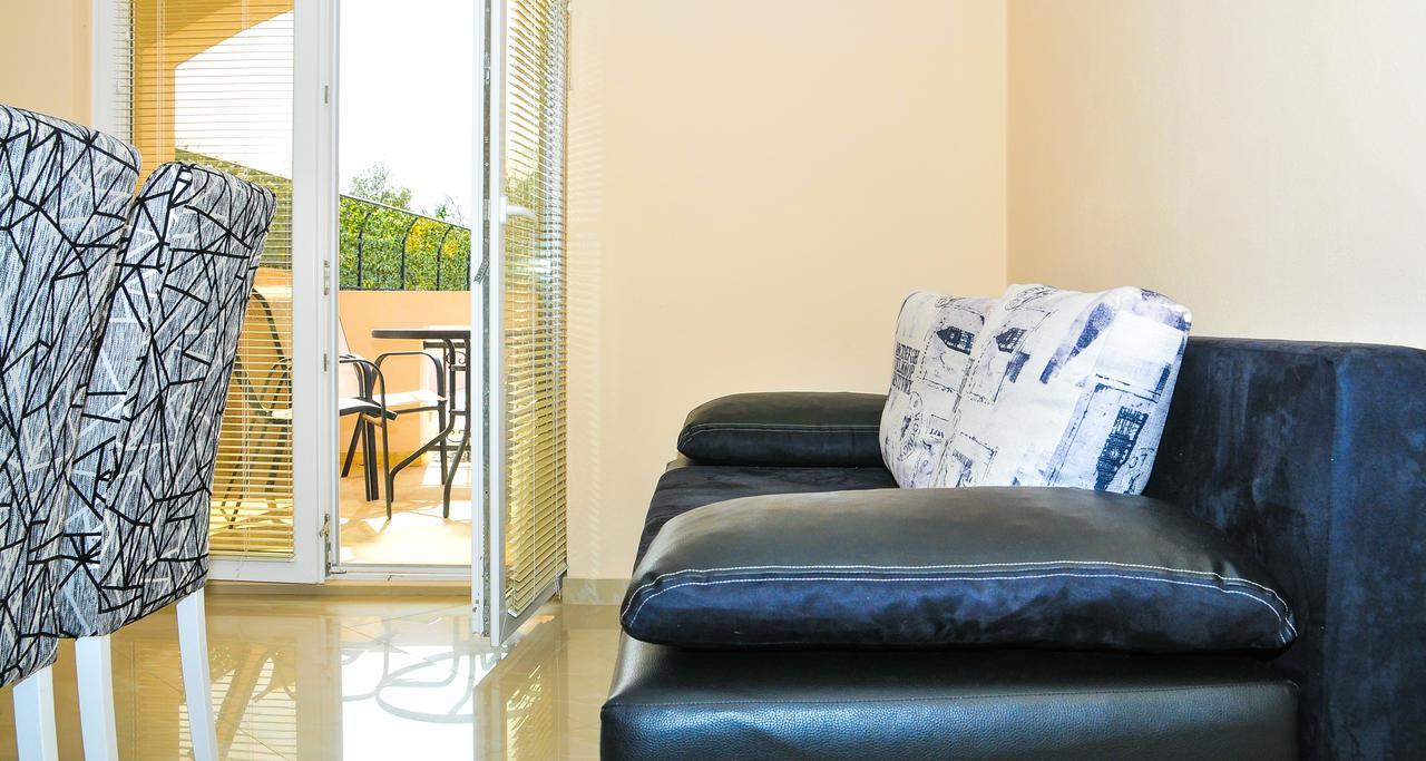 Apartmani Bulajic Тиват Экстерьер фото