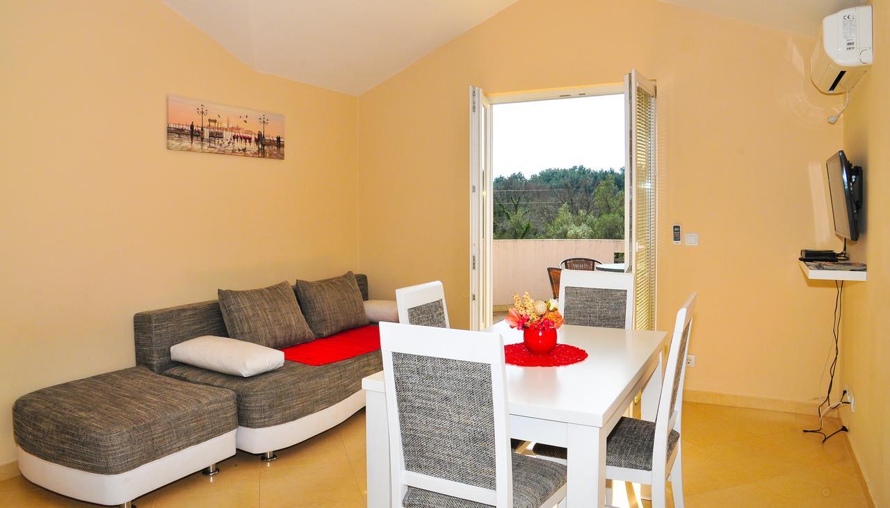 Apartmani Bulajic Тиват Экстерьер фото