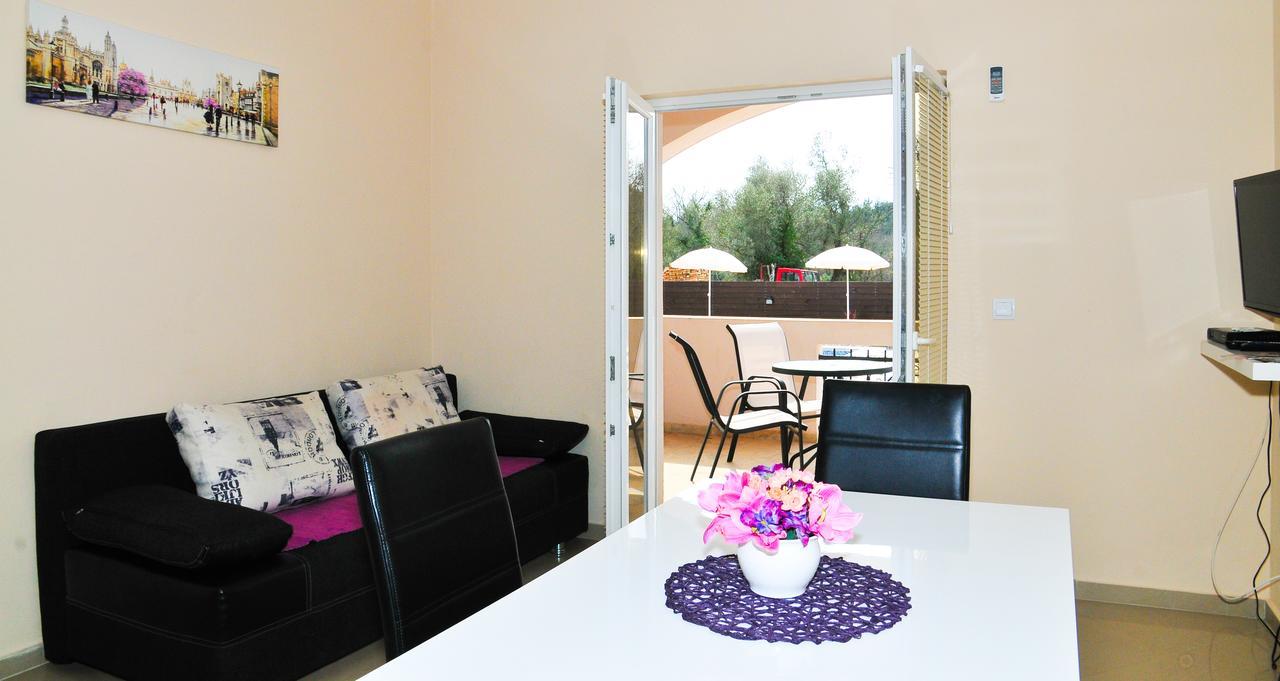 Apartmani Bulajic Тиват Экстерьер фото