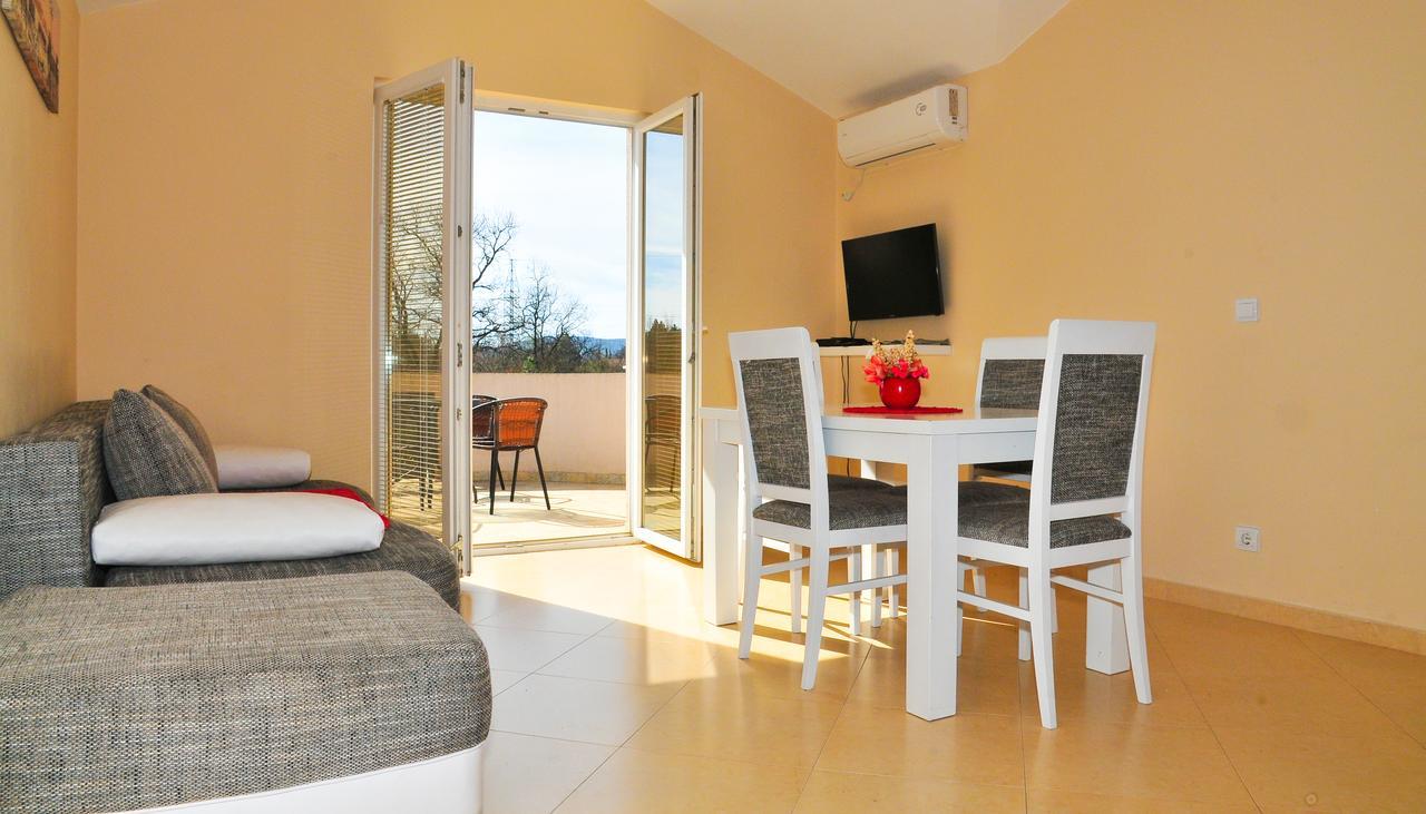 Apartmani Bulajic Тиват Экстерьер фото